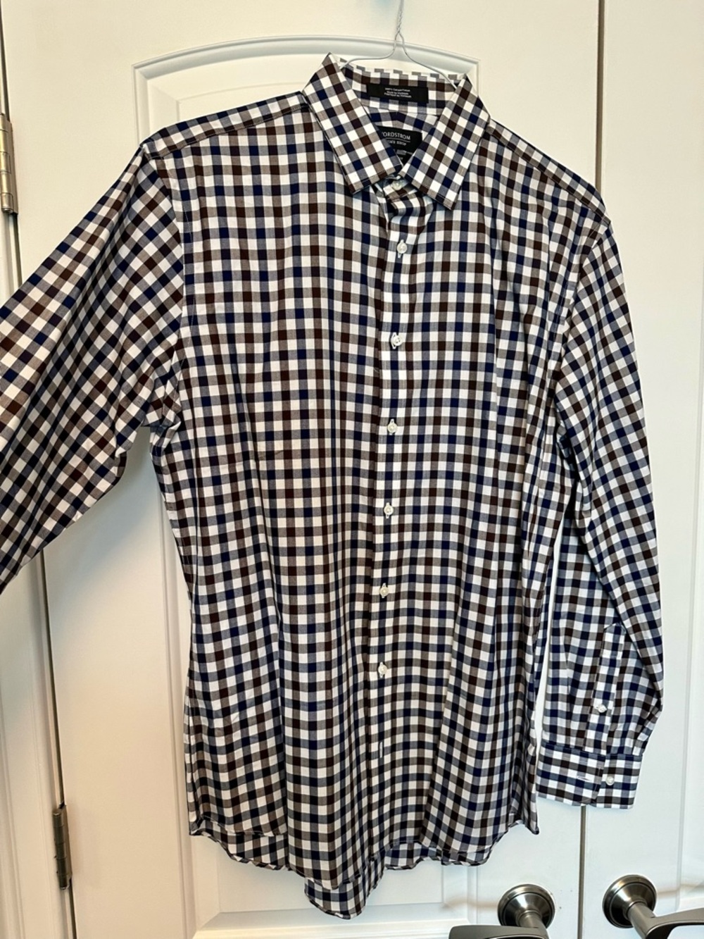 Nordstrom Navy, Brown, and White Gingham Button-Down Trim Fit Shirt